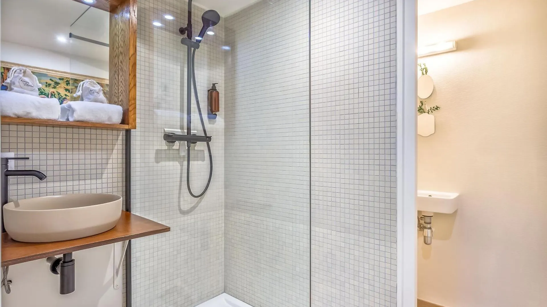 Apartment Acme Appartement Angon