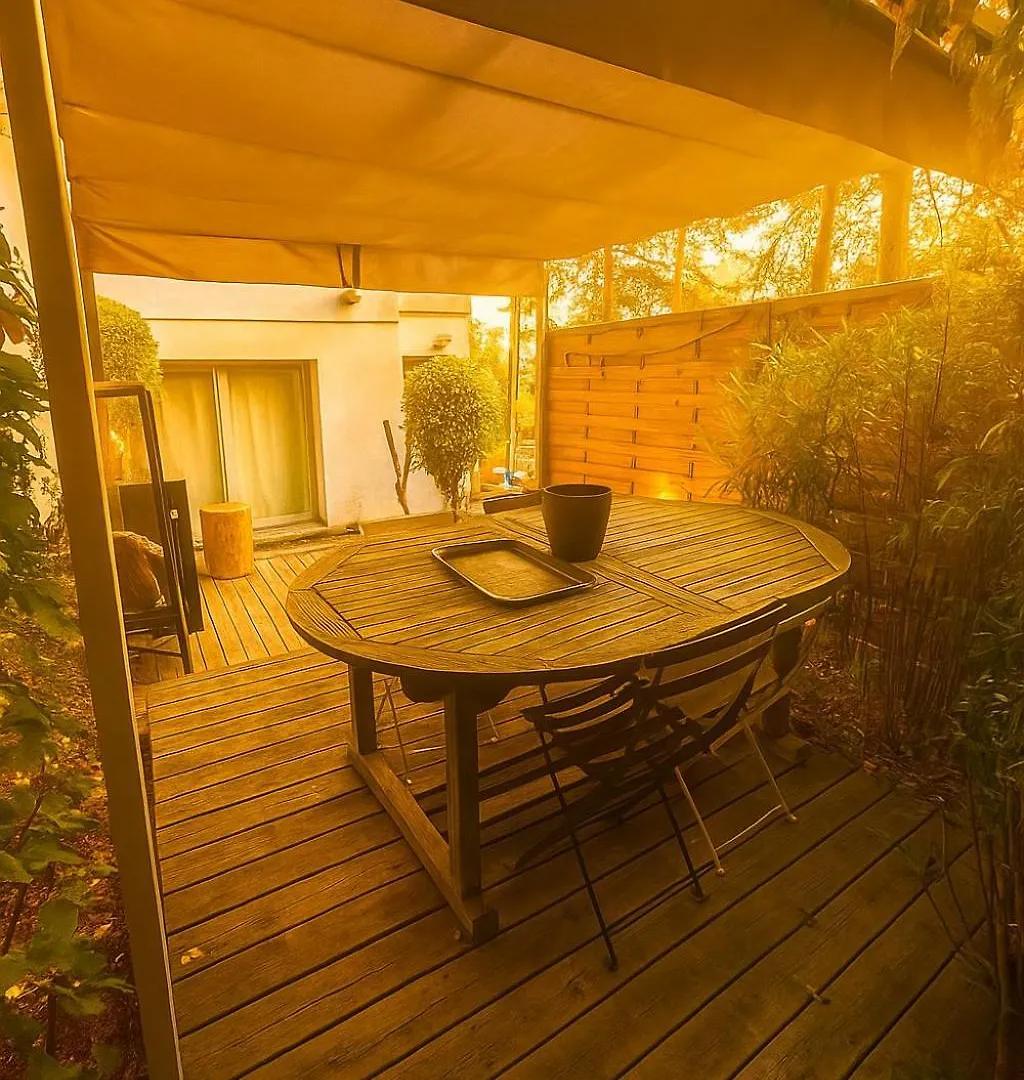 Acme Appartement Angon 0*,  France
