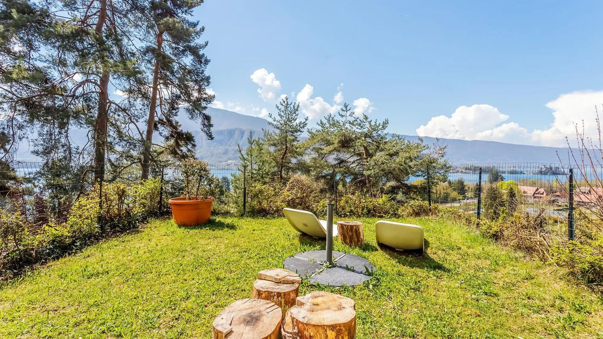 Acme Appartement Angon